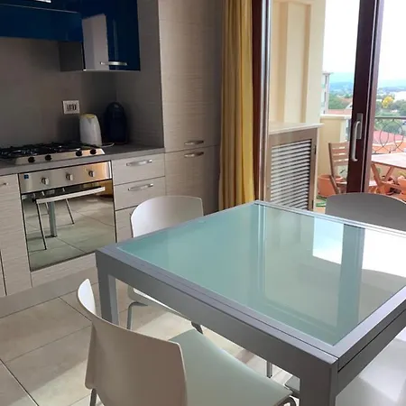 Noemi - Panoramic, Speed Wi-fi, Fully Equipped * Olbia